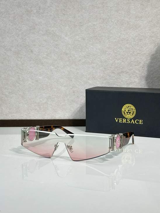 Picture of Versace Sunglasses _SKUfw77894929fw
